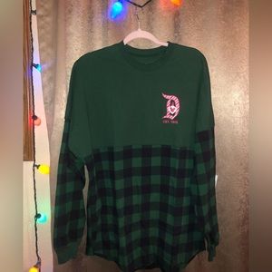 DISNEY DISNEYLAND MICKEY CHRISTMAS XMAS HOLIDAY SPIRIT JERSEY PLAID TARTAN CANDY